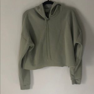Green rue 21 cropped sweatshirt. New.